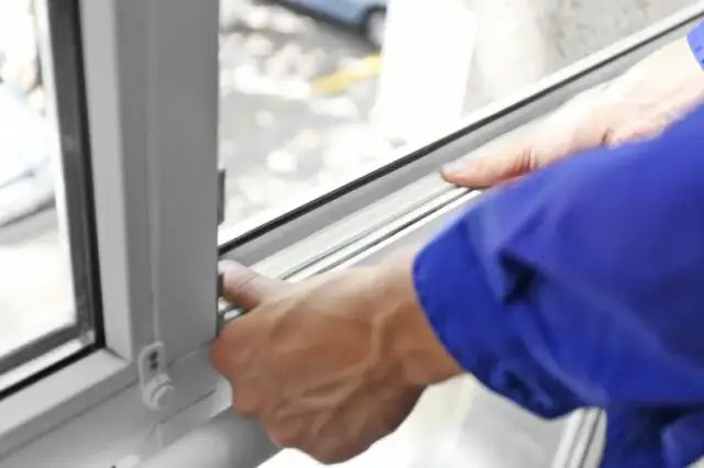 Oszczędź na ogrzewaniu! Konserwacja uszczelek okiennych poradnik