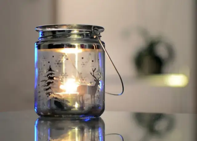 Jak zrobić lampion z butelki? Eko DIY na Roraty i do ogrodu