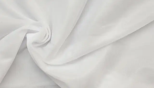 Czy poliester się rozciąga? Odkryj prawdę o elastyczności materiału