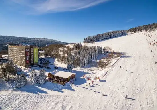 AHORN Hotel Fichtelberg: Lohnt sich der Familien- & Skiurlaub?