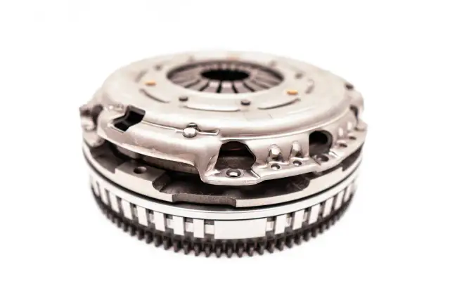 Objawy uszkodzonej dwumasy w dieslu - jak uniknąć kosztownych napraw