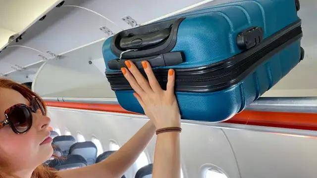 Qué es equipaje de mano y cómo evitar problemas en tu vuelo
