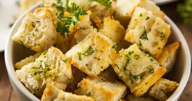 Gdzie kupić grzanki do zupy? Sprawdź najlepsze oferty i ceny