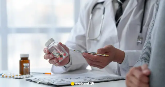 Suplementy: Co warto brać w Polsce? Ekspert radzi jak bezpiecznie