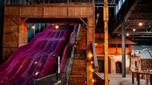 Rzgów z dziećmi: Mandoria, alternatywy i kompletny plan wycieczki