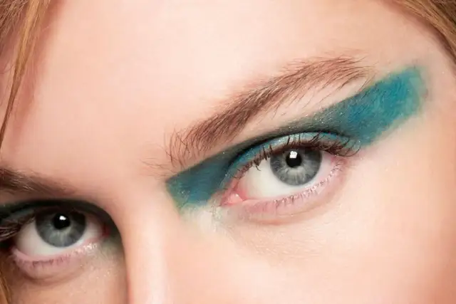 "Kiss and Make Up": Stars, Trends & dein kussechter Make-up-Look