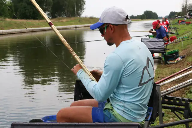 Jaka grubość żyłki na spławik? Uniknij błędów w wyborze!