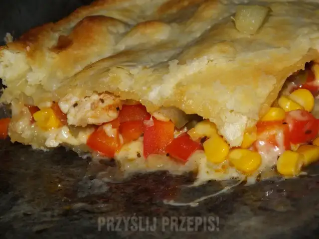 Zapiekanka z ciasta francuskiego: Szybki przepis na obiad bez wysiłku
