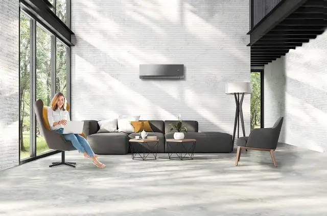 Hotelowa klimatyzacja: Jak ją ustawić i co robić, gdy nie działa?