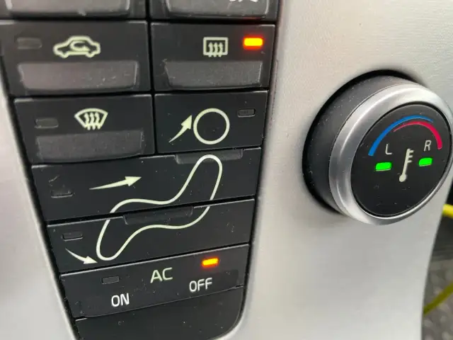 REAR w samochodzie: Nie tylko ogrzewanie szyby! Co jeszcze?