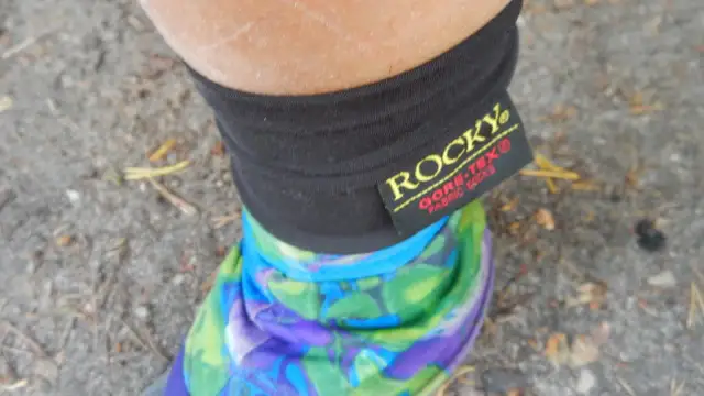 Skarpety do Gore-Tex: Jakie wybrać, by stopy były suche i bez pęcherzy?