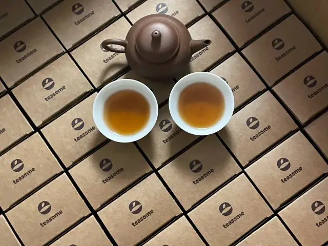 Która herbata ma najwięcej kofeiny? Ranking, mity i jak kontrolować moc.