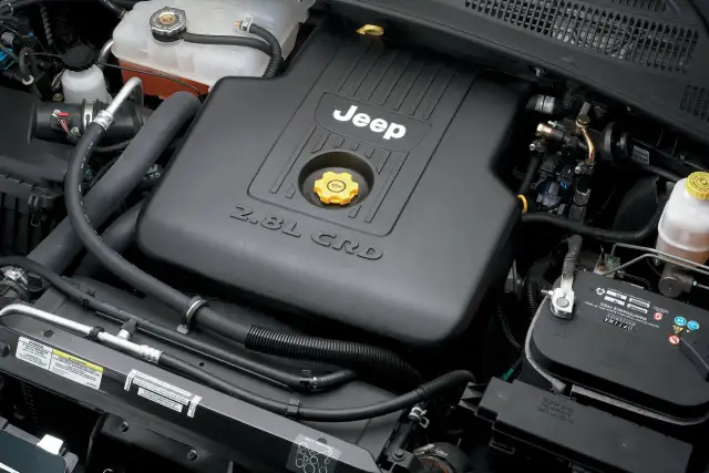 Jeep Liberty/Cherokee: Jaki silnik wybrać? V6 LPG czy Diesel CRD?