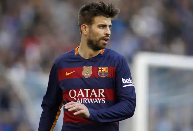 Gerard Piqué wiek: Legendarny obrońca kończy karierę w 37 lat