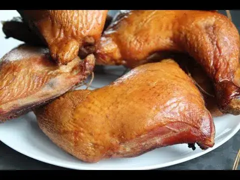 Jak długo wędzić udka z kurczaka, aby uzyskać idealny smak?