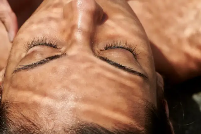 Kaszka na twarzy: skuteczne kosmetyki, które naprawdę pomagają