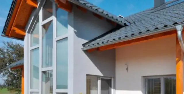 Jakie kolory okien idealnie pasują do grafitowego dachu?