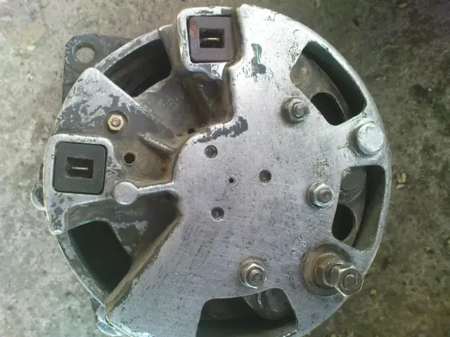 Jak podłączyć alternator w Ursus C 385 – krok po kroku bez błędów