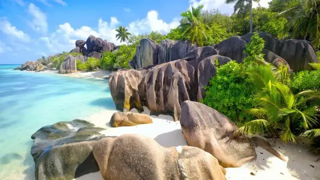 Jakie są morza? Odkryj ich różnorodność i fascynujące cechy