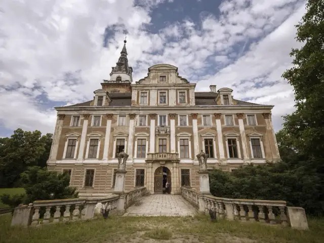 Właściciele pałacu w Roztoce: Arkadiusz i Małgorzata Śnieżek