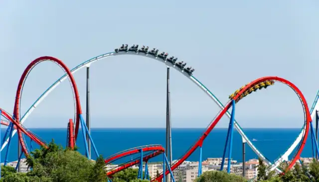 Atracciones de Parques: ¿Cómo Elegir y Disfrutar al Máximo?