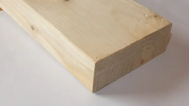 Drewno konstrukcyjne: Gdzie kupić C24? Poradnik i ceny 2024!