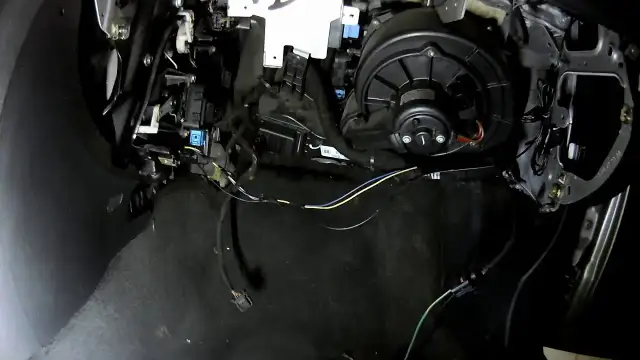 Opornica wentylatora: Jak ją sprawdzić multimetrem i uniknąć awarii?