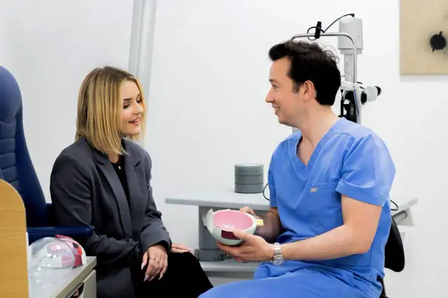 Popraw wzrok po 50.: Sprawdzone metody i nowoczesne rozwiązania.