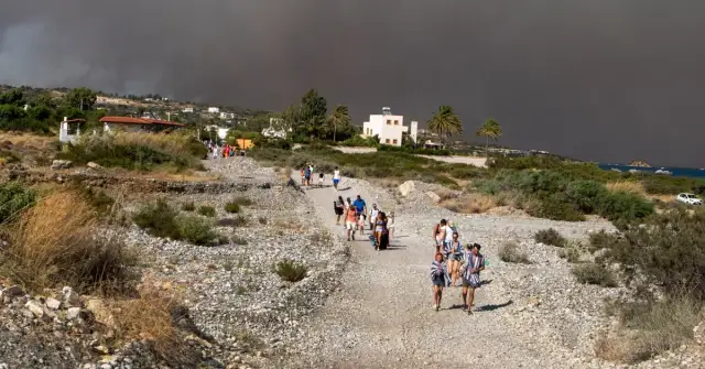 Jakie hotele spłonęły na Rodos? Sprawdź, co stracono i co dalej