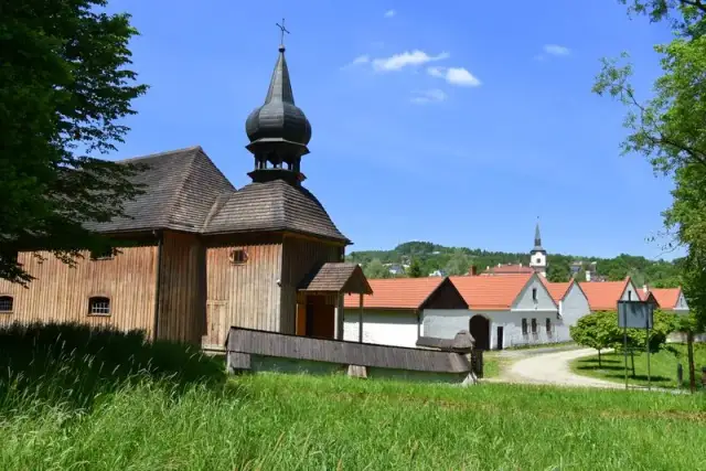 Skansen w Nowym Sączu: Dwie atrakcje w jednym! Kompleksowy przewodnik