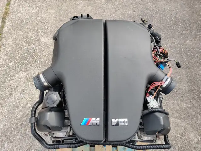 BMW V10: Legenda S85B50 czy warto kupić M5/M6? (70 znaków)