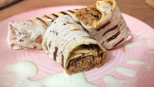 Tortilla z szarpaną wieprzowiną – pyszne przepisy i sekrety smaku