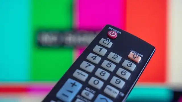 Dofinansowanie do telewizora do kiedy? Sprawdź, co musisz wiedzieć