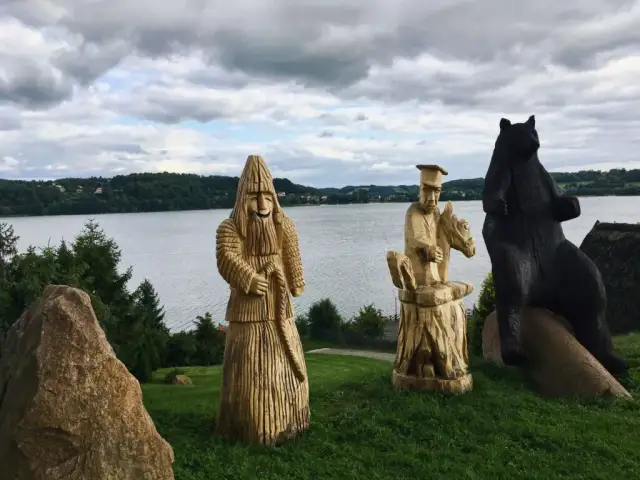 Najlepsze atrakcje w Chmielnie, które musisz zobaczyć na Kaszubach