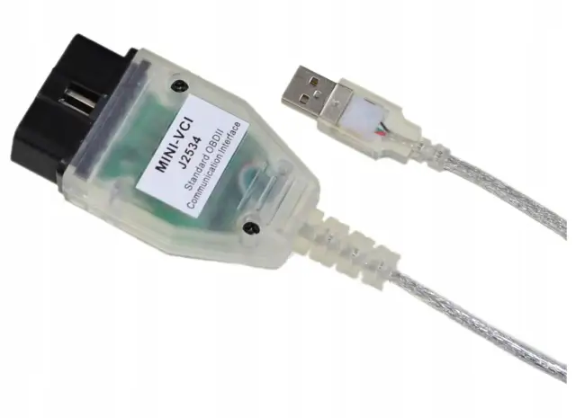 Interfejs diagnostyczny MINI-VCI J2534 do Toyoty, z kablem USB.