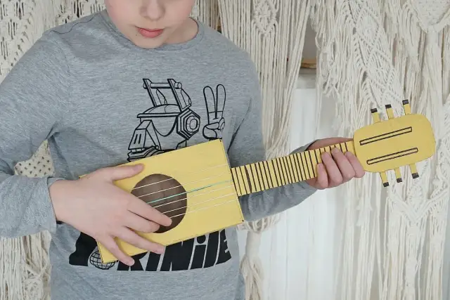 Gitara elektryczna DIY: Zbuduj swój wymarzony instrument krok po kroku