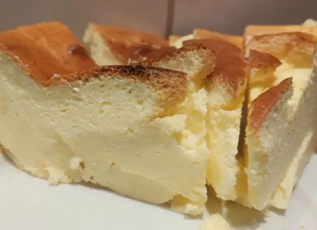 Czy wyjdzie sernik bez masła? Sprawdź, jak uzyskać idealny smak