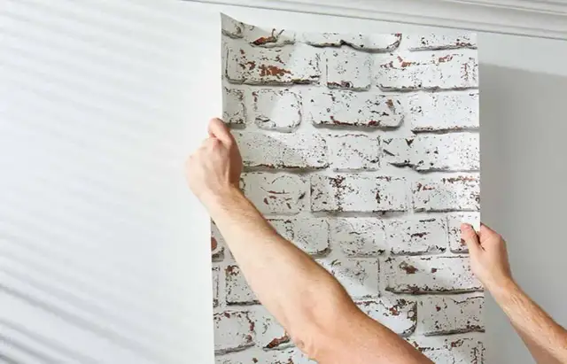 Samodzielne tapetowanie salonu: Poradnik krok po kroku do perfekcji