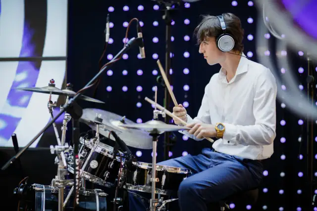 Od jakiego wieku nauka gry na perkusji - praktyczny poradnik dla rodziców