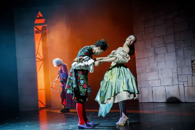 Skąpiec spektakl - aktualne terminy, miejsca i recenzje przedstawień