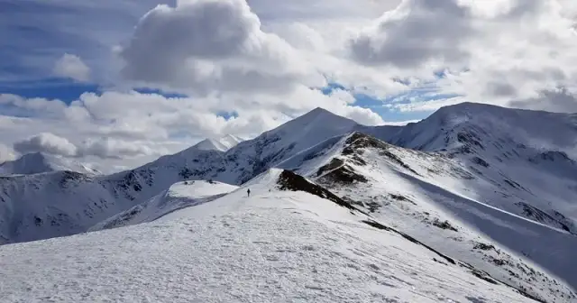 Tatry zima jakie szlaki - bezpieczne trasy dla każdego turysty