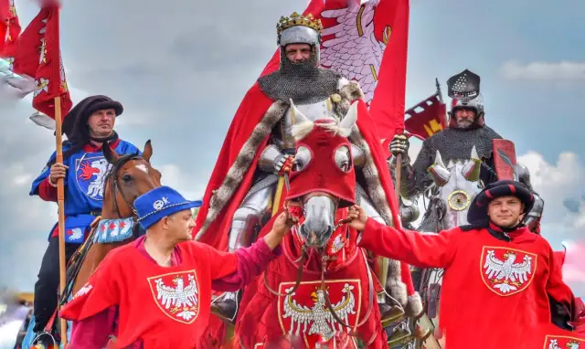 Program nauczania: Co musisz wiedzieć o elementach i reformie 2026?