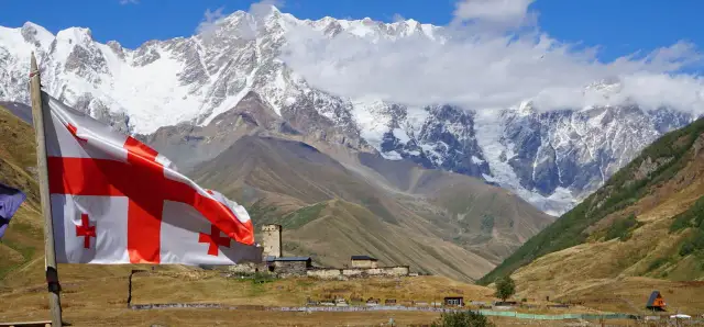 Planowanie wakacji w Gruzji na własną rękę: Jak zwiedzać 