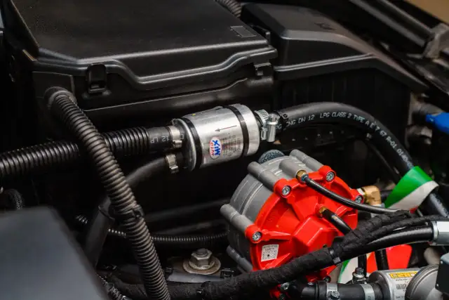 Czy do instalacji CNG można tankować LPG? Oto ryzyko i różnice