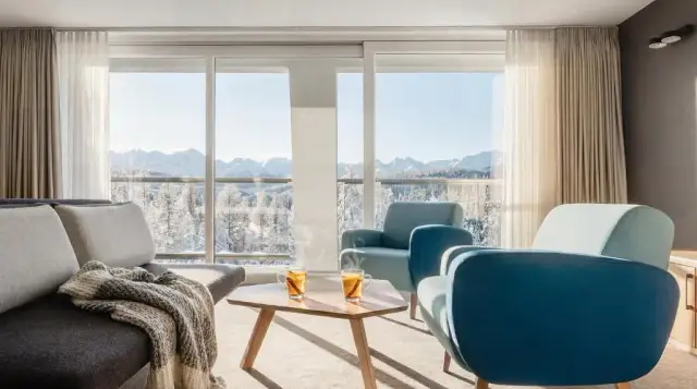 Harnaś Bukowina: Adults Only, widoki na Tatry i modernistyczny luksus