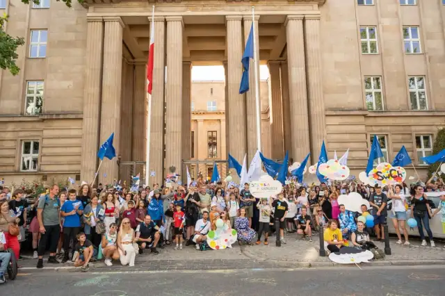 WF w Szkole w Chmurze: Jak to działa? Zaliczenie bez sali!
