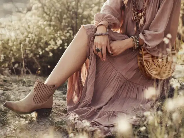 Buty do sukienki boho: Jak dobrać idealne na każdą okazję?