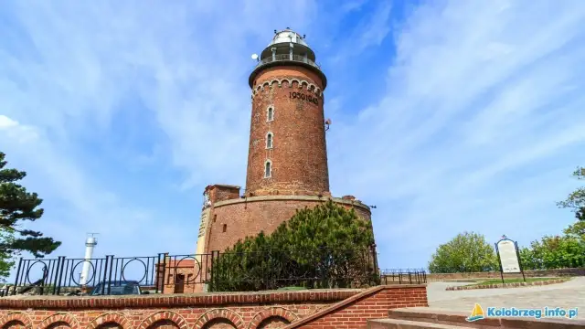 Latarnia Kołobrzeg: Ile schodów? Planuj wizytę bez niespodzianek