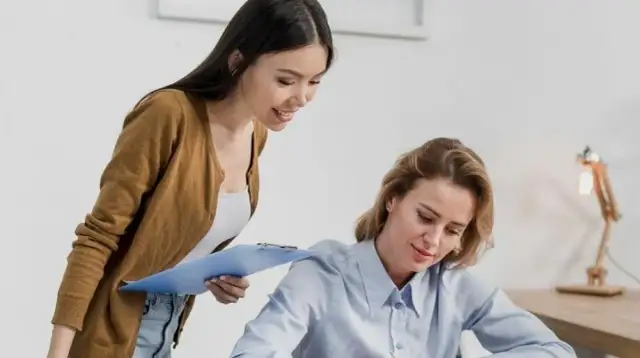 Socjologia praca po studiach: Jak uniknąć trudności w karierze?