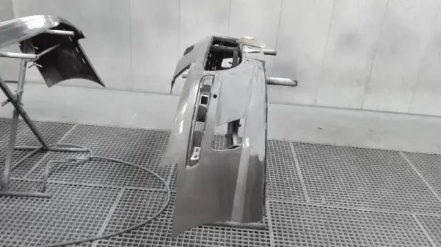 Ile bazy na zderzak? Uniknij błędów w malowaniu i oszczędź farbę